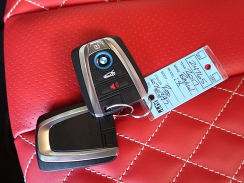 Used 2017 BMW i8 AWD/4WD image 44