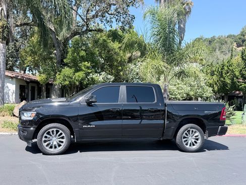 Used 2023 RAM 1500 Laramie AWD/4WD image 2