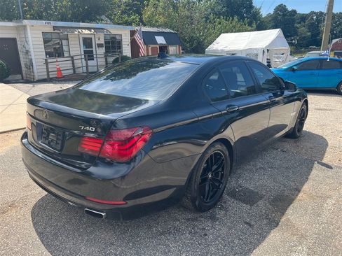 Used 2015 BMW 740i RWD image 5