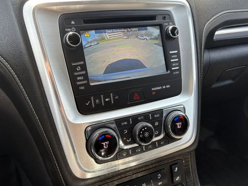 Used 2016 GMC Acadia SLT AWD/4WD image 19