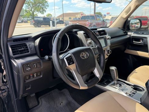 Used 2013 Toyota 4Runner Limited RWD image 9