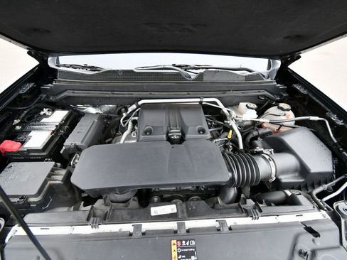 Used 2024 Chevrolet Colorado Z71 w/ Z71 Convenience Package 2 AWD/4WD image 25