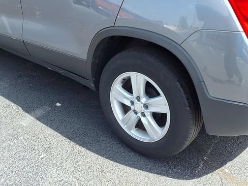Used 2020 Chevrolet Trax LS w/ Tint and Cruise Package FWD image 22