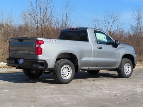 New 2026 Chevrolet Silverado 1500 W/T image 3