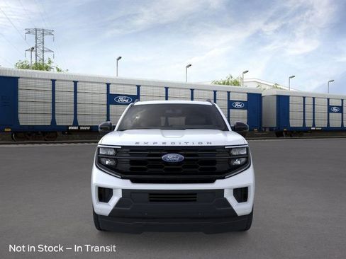 New 2025 Ford Expedition Active image 8