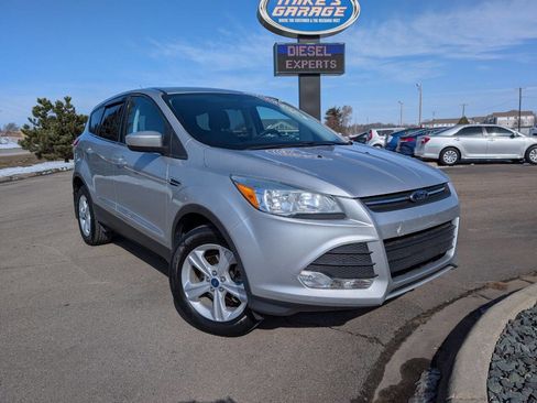 Used 2013 Ford Escape SE image 2