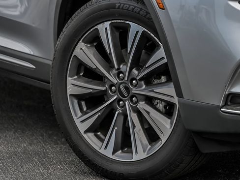 Used 2022 Lincoln Corsair Reserve w/ Elements Package AWD/4WD image 4