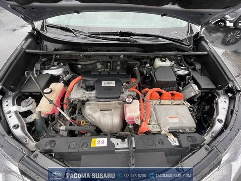 Used 2018 Toyota RAV4 XLE image 20