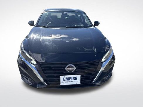 Used 2023 Nissan Altima 2.5 SV image 11