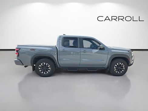 Used 2022 Nissan Frontier PRO-4X AWD/4WD image 2