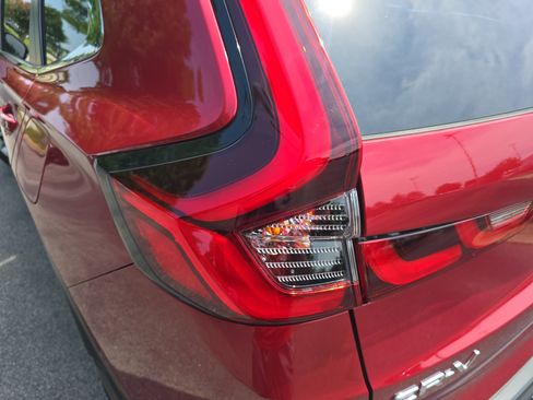 Used 2025 Honda CR-V EX-L image 34