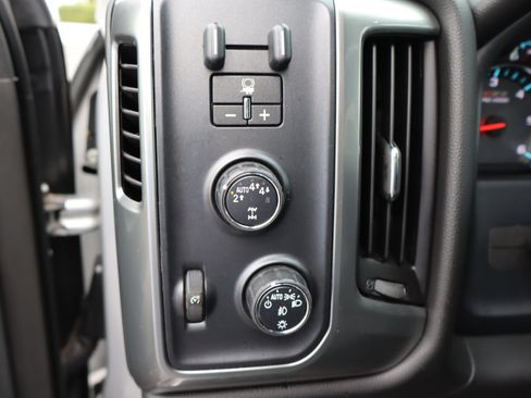 Used 2017 Chevrolet Silverado 1500 LT w/ All Star Edition AWD/4WD image 21
