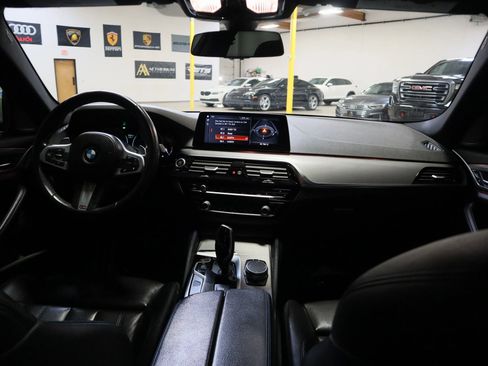 Used 2018 BMW 540i 540i Sedan 4D w/ M Sport Package image 11