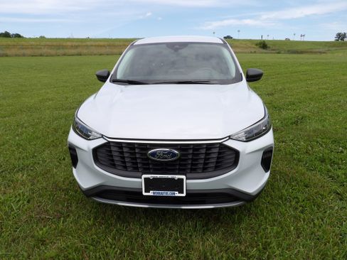 Used 2025 Ford Escape Active image 4