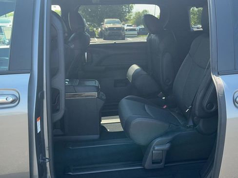 New 2026 Toyota Sienna Platinum AWD/4WD image 8