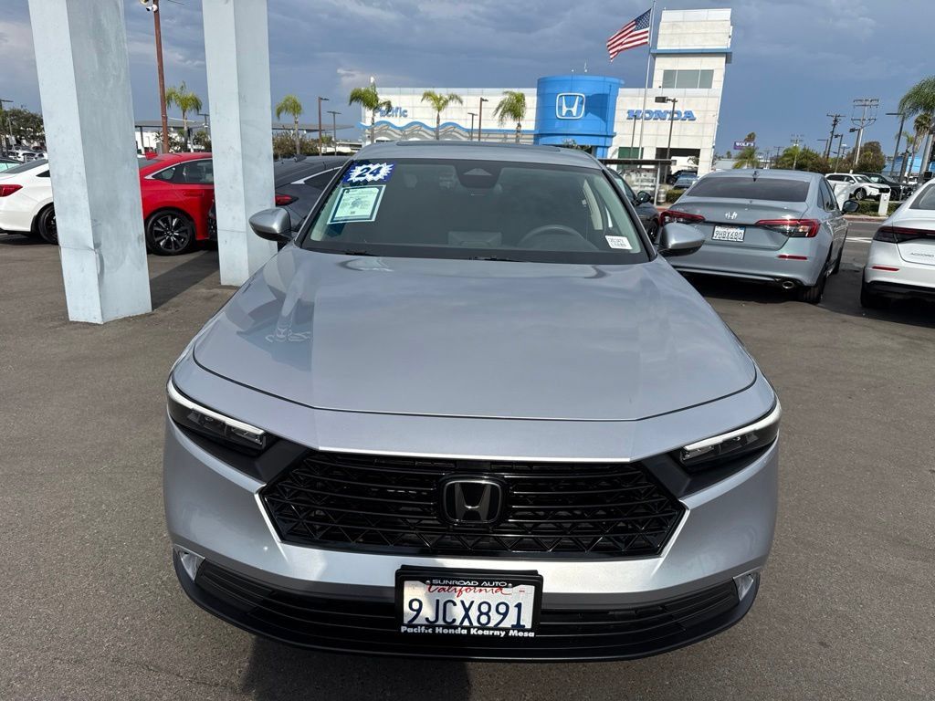 Used 2024 Honda Accord EX image 6