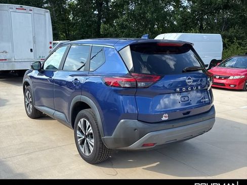 Used 2023 Nissan Rogue SV AWD/4WD image 2