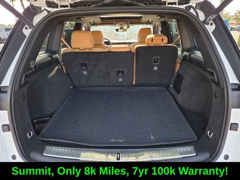 Certified 2025 Jeep Grand Cherokee Summit w/ Obsidian Package AWD/4WD image 15