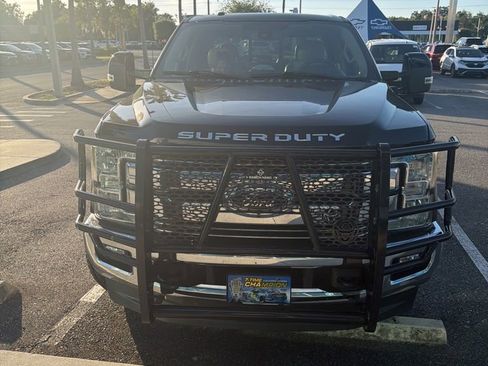 Used 2017 Ford F350 Lariat w/ Lariat Ultimate Package image 2