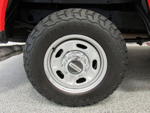 Used 2023 Ford F250 XL w/ XL Chrome Package AWD/4WD image 14