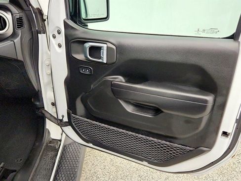 Used 2021 Jeep Wrangler Unlimited Sport AWD/4WD image 26