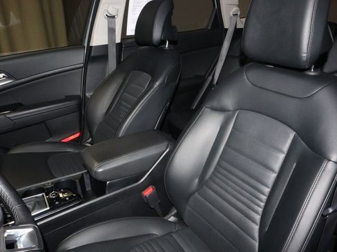 Used 2023 Kia Sportage SX image 26