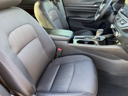 Certified 2024 Nissan Altima 2.5 SV image 11