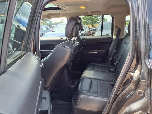 Used 2014 Jeep Patriot Limited w/ Sun/Sound Group AWD/4WD image 9