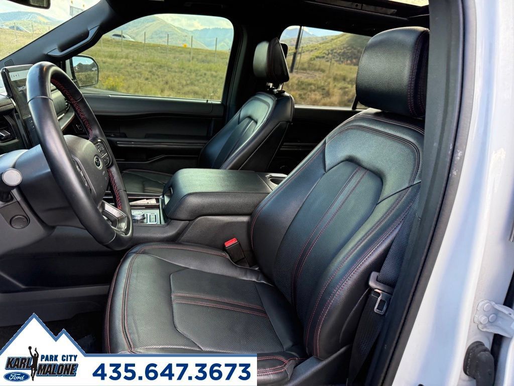 Used 2022 Ford Expedition Max Limited AWD/4WD image 14