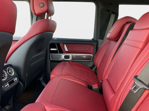 Certified 2025 Mercedes-Benz G 63 AMG 4MATIC image 15