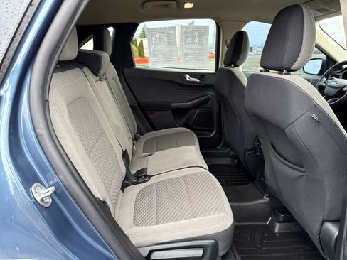 Used 2020 Ford Escape SE image 10