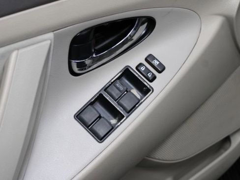 Used 2007 Toyota Camry XLE image 10