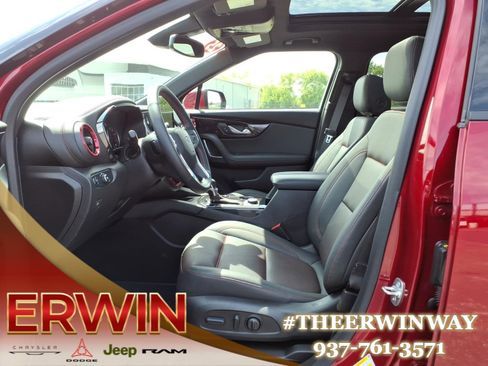 Used 2025 Chevrolet Blazer RS w/ LPO, Floor Liner Package FWD image 13