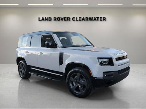 New 2026 Land Rover Defender 110 X-Dynamic SE image 7