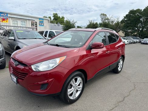 Used 2011 Hyundai Tucson GLS image 1