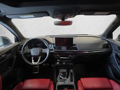 Used 2024 Audi SQ5 Premium Plus w/ Premium Plus Package AWD/4WD image 9