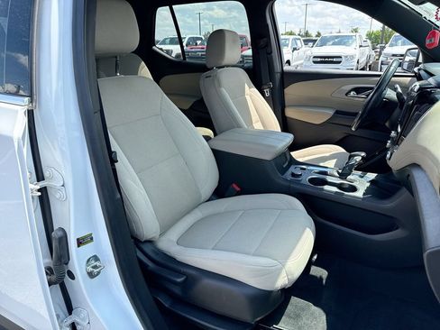 Used 2022 Chevrolet Traverse LT AWD/4WD image 26