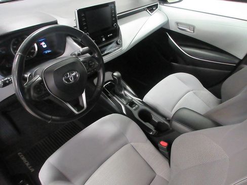 Used 2020 Toyota Corolla SE FWD image 14