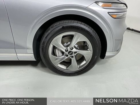 Used 2026 Genesis GV70 2.5T image 10