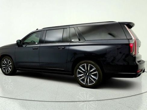 Used 2023 Cadillac Escalade ESV Sport w/ Touring Package AWD/4WD image 7