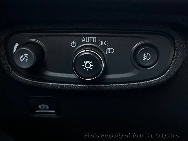 Used 2020 GMC Terrain SLT w/ Preferred Package FWD image 30