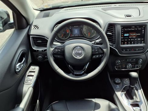 Used 2023 Jeep Cherokee Altitude Lux image 10