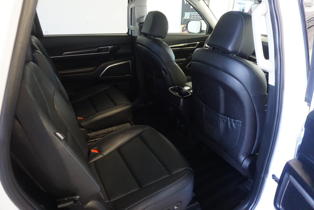 Used 2024 Kia Telluride S AWD/4WD image 23