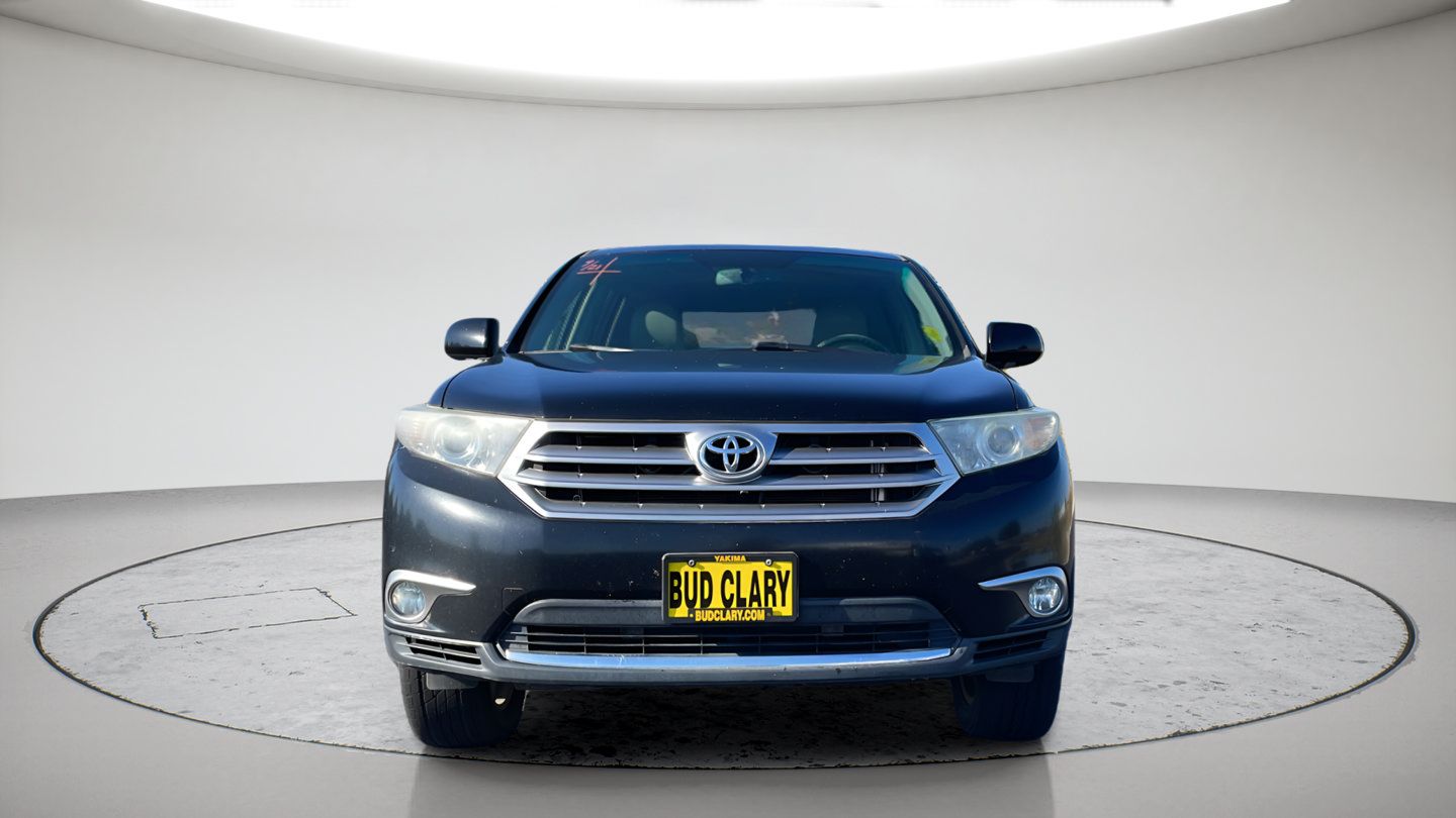 Used 2013 Toyota Highlander Limited AWD/4WD image 2