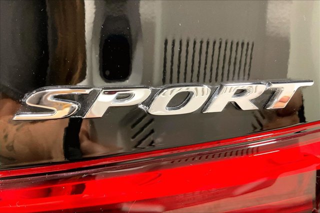 Used 2024 Honda Civic Sport image 8