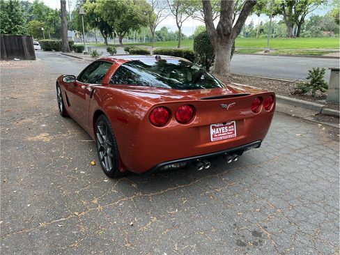 Used 2005 Chevrolet Corvette Coupe w/ Preferred Equipment Group image 5