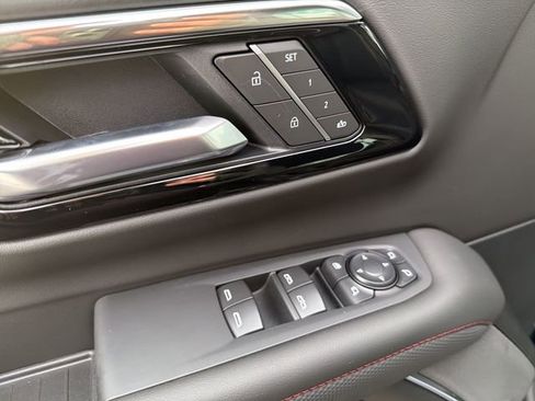 New 2026 Chevrolet Suburban RST w/ RST Capability Package image 31