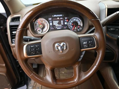 Used 2022 RAM 3500 Limited AWD/4WD image 24
