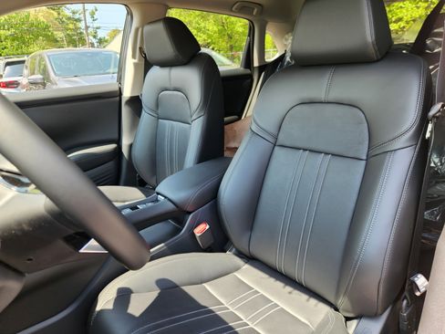 New 2026 Honda HR-V EX-L image 8