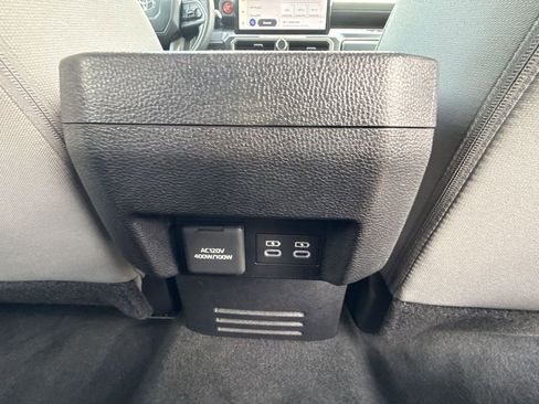 Used 2024 Toyota Tacoma TRD Sport w/ TRD Sport Upgrade Package image 18